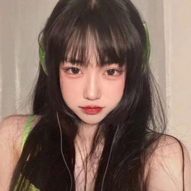 樂山私人伴游女孩外匯交易員花霖 樂山私人伴游女孩外匯交易員花霖