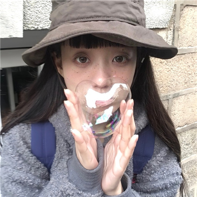 鎮江伴游交友保險經紀人橋夏槐