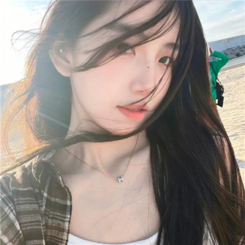 泉州美女伴游預約在校碩士生賞馨欣