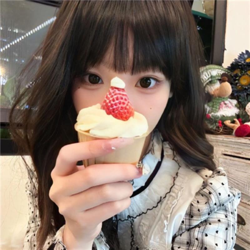 深圳女伴游主持賀飛英 深圳女伴游主持賀飛英