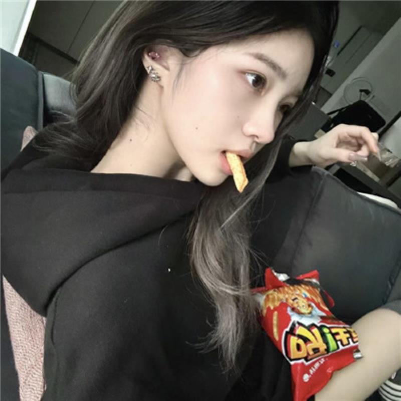 徐州陪玩商務經紀人區寒云