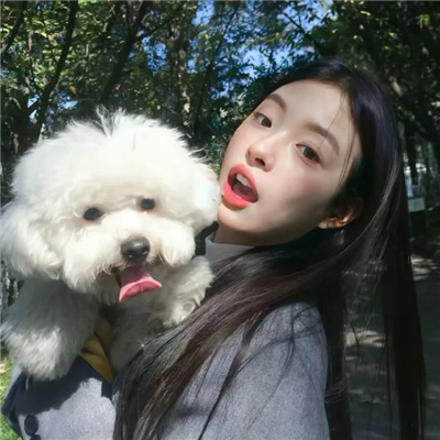 昌吉伴游花店BOSS鍾盼香 昌吉伴游花店BOSS鍾盼香