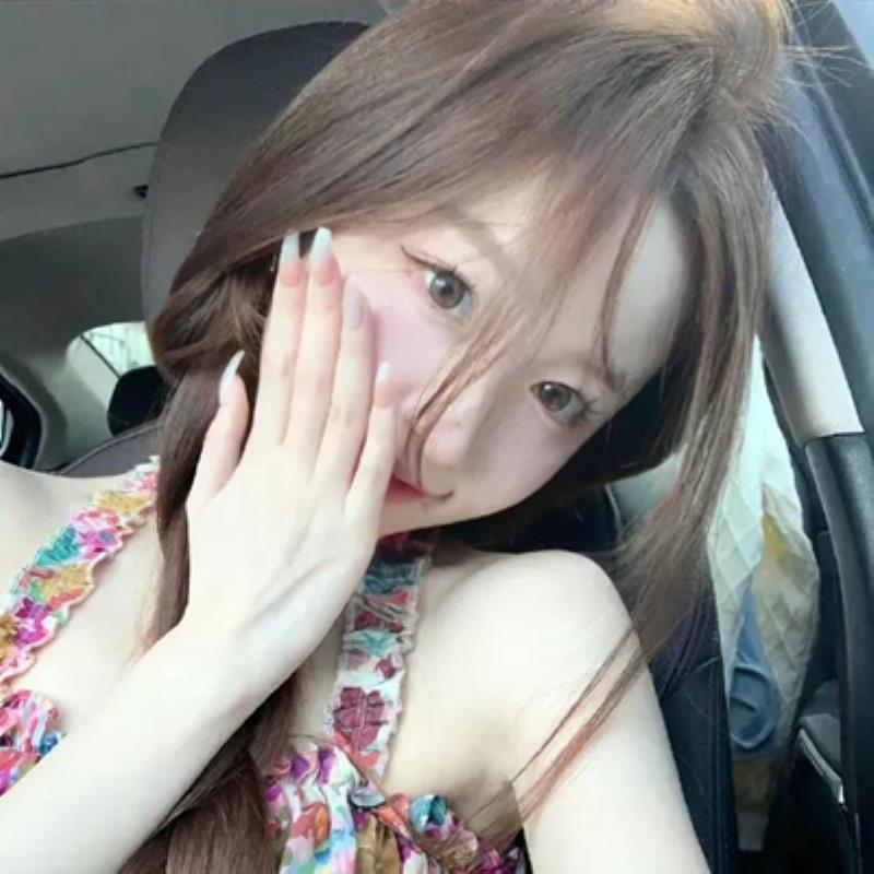 延安結伴旅游T臺車模敖雅瑛