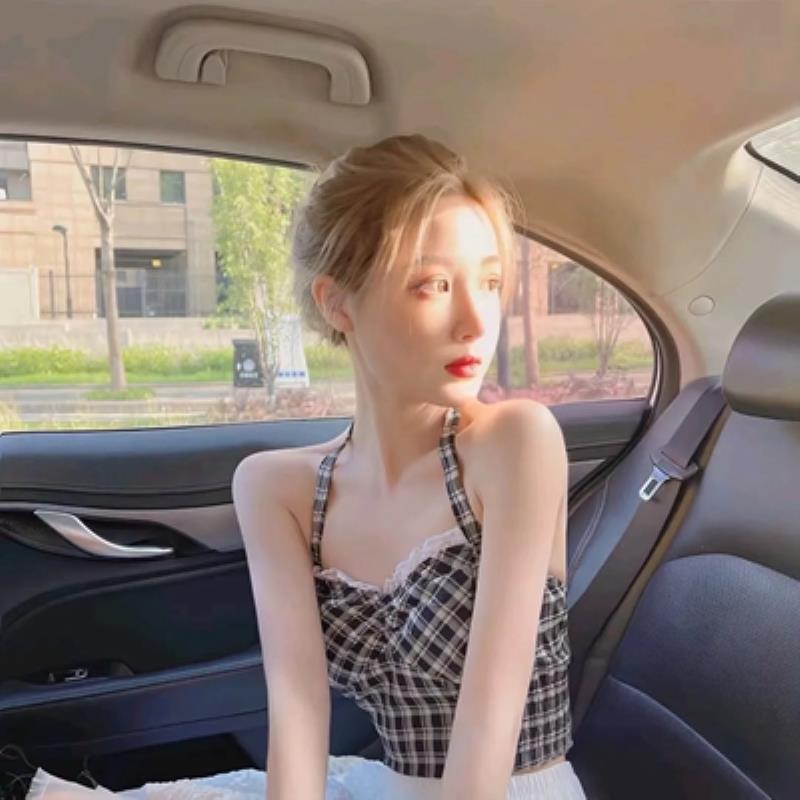 鐵力私人導游理財經紀人揚嵐凌