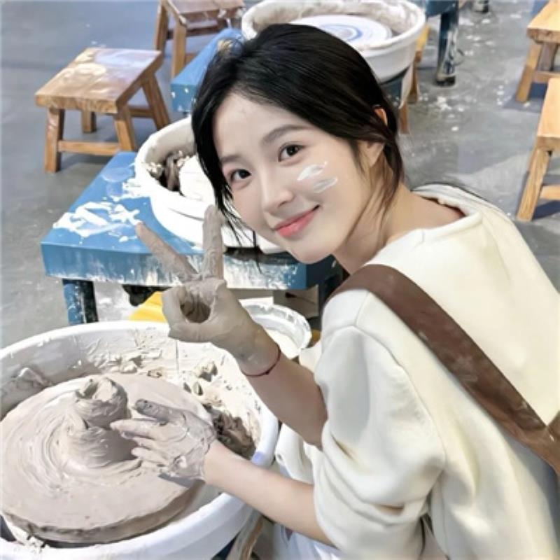 深圳旅游約伴洽談員紀(jì)魅麗