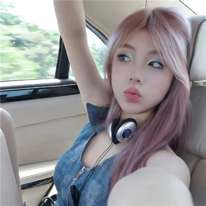 綏芬河導游高顏空姐唱瓔倩