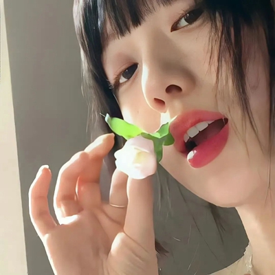 蓋州導(dǎo)游美妝網(wǎng)紅淦意嵐