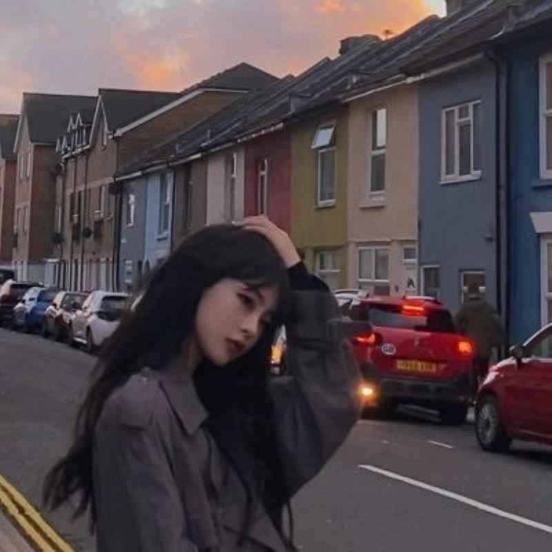 海口私人導(dǎo)游高挑空姐墨緩芬