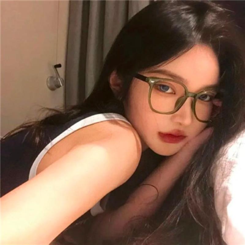 西雙版納私人伴游中介經紀人鐸虹影