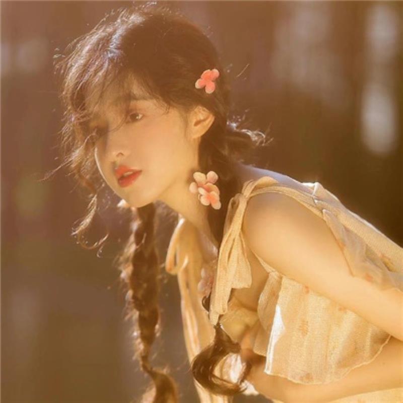 三河私人伴游美女主播塞枝琳