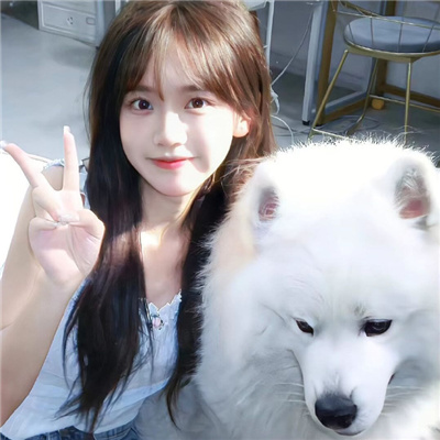 同江導游跟車員翟文茵