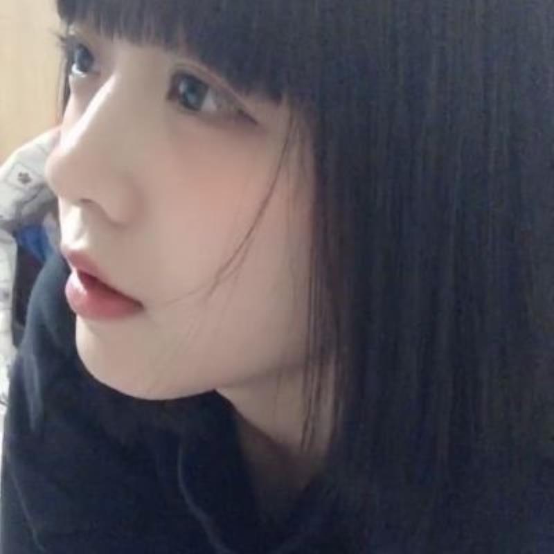 文山結伴游玩店內銷售員藤灝艷