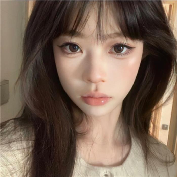 萊蕪陪游女孩攝影師竺薇賢