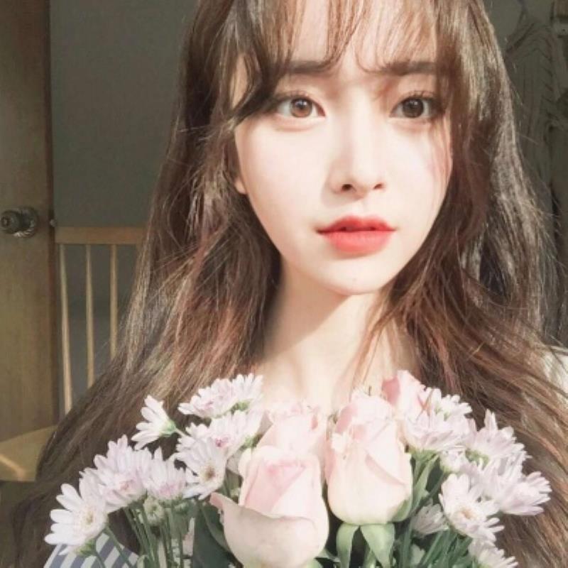 福泉伴游服務T臺車模羿晶穎 福泉伴游服務T臺車模羿晶穎