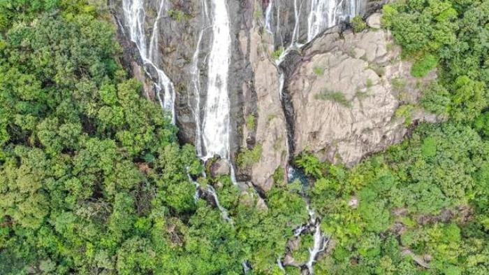 中國落差最大的瀑布,負離子含量極高,位列廣東景區天然氧吧之首 中國落差最大的瀑布,負離子含量極高,位列廣東景區天然氧吧之首