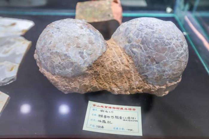 中國落差最大的瀑布,負離子含量極高,位列廣東景區天然氧吧之首 中國落差最大的瀑布,負離子含量極高,位列廣東景區天然氧吧之首