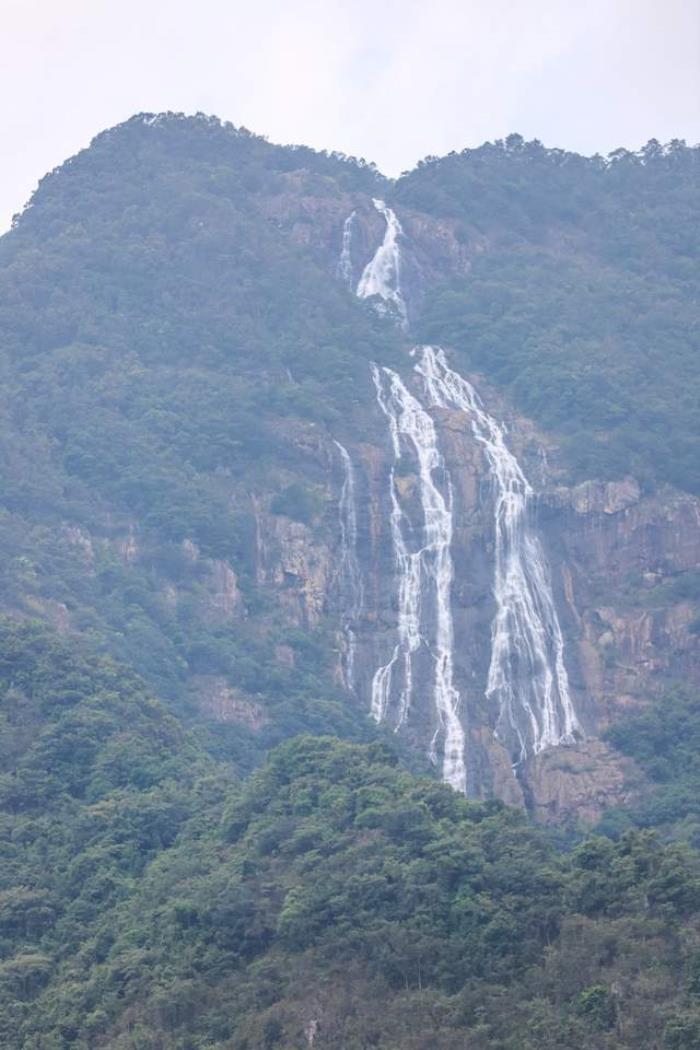 中國落差最大的瀑布,負離子含量極高,位列廣東景區天然氧吧之首 中國落差最大的瀑布,負離子含量極高,位列廣東景區天然氧吧之首