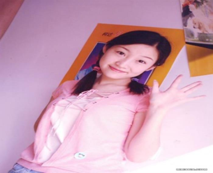 給大伙兒介紹一下招聘深圳伴游周佳佳個子172休重45KGo 給大伙兒介紹一下招聘深圳伴游周佳佳個子172休重45KGo