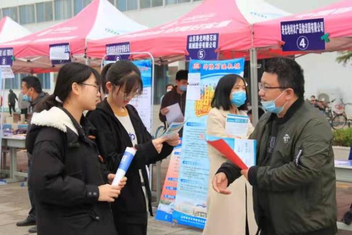 2016年濰坊市公開招聘商務伴游人員有關事項公告