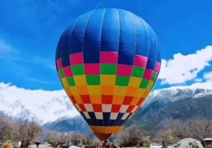 位列世界峽谷之首 春日乘熱氣球賞西藏雪山桃林! 位列世界峽谷之首 春日乘熱氣球賞西藏雪山桃林!