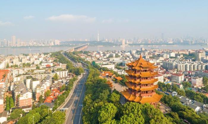 中國著名的四大名樓，迄今都已千年，而北方僅此一座！