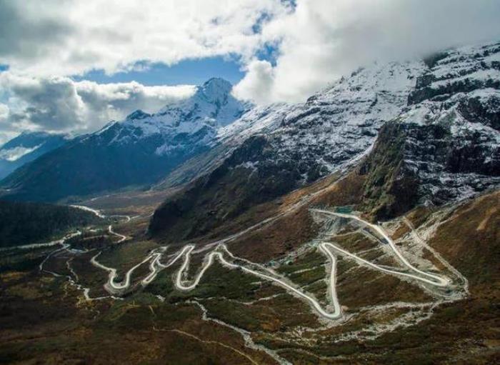 墨脫，高原明珠不再遙遠，派墨線從此不再具有刺激、挑戰性