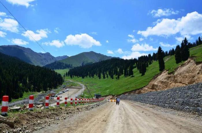 烏魯木齊周邊除了天山天池，還有個地方值得一去，安靜游客少
