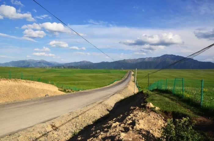 烏魯木齊周邊除了天山天池，還有個地方值得一去，安靜游客少