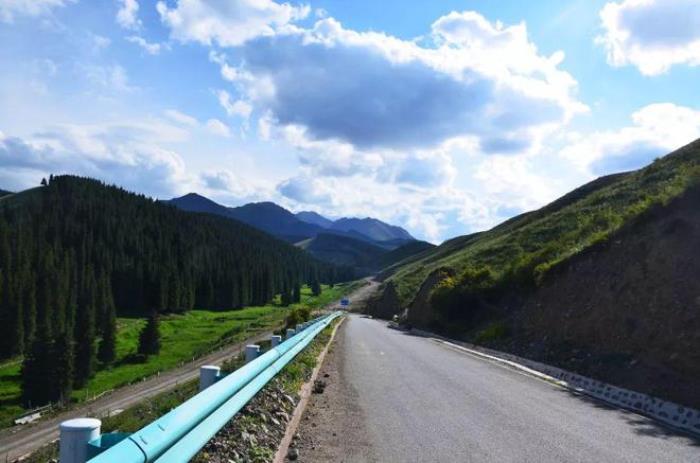 烏魯木齊周邊除了天山天池，還有個地方值得一去，安靜游客少