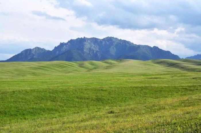 烏魯木齊周邊除了天山天池，還有個地方值得一去，安靜游客少