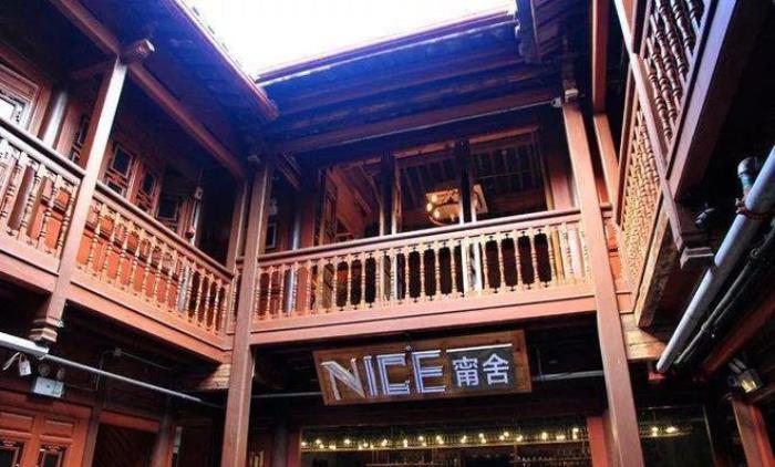 去昆明，邂逅寒冷冬日的春暖花開