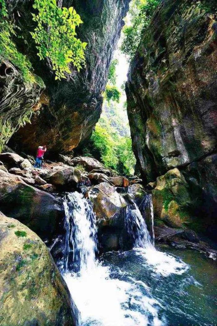 在云南世界最高橋上,看亞洲落差最大的瀑布,會(huì)有多震撼!