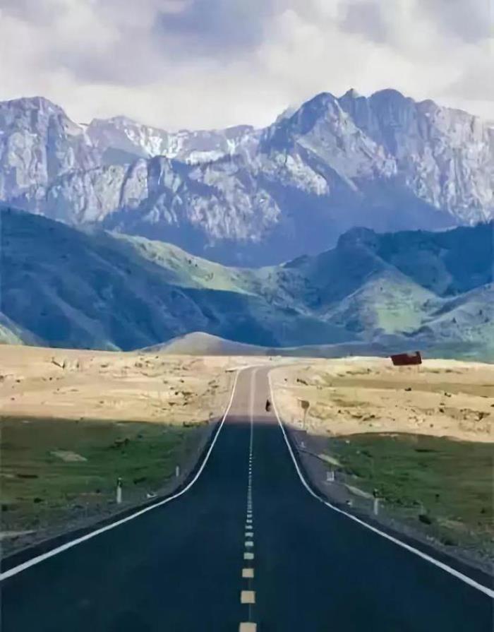 去新疆,看世界的風(fēng)景 去新疆,看世界的風(fēng)景