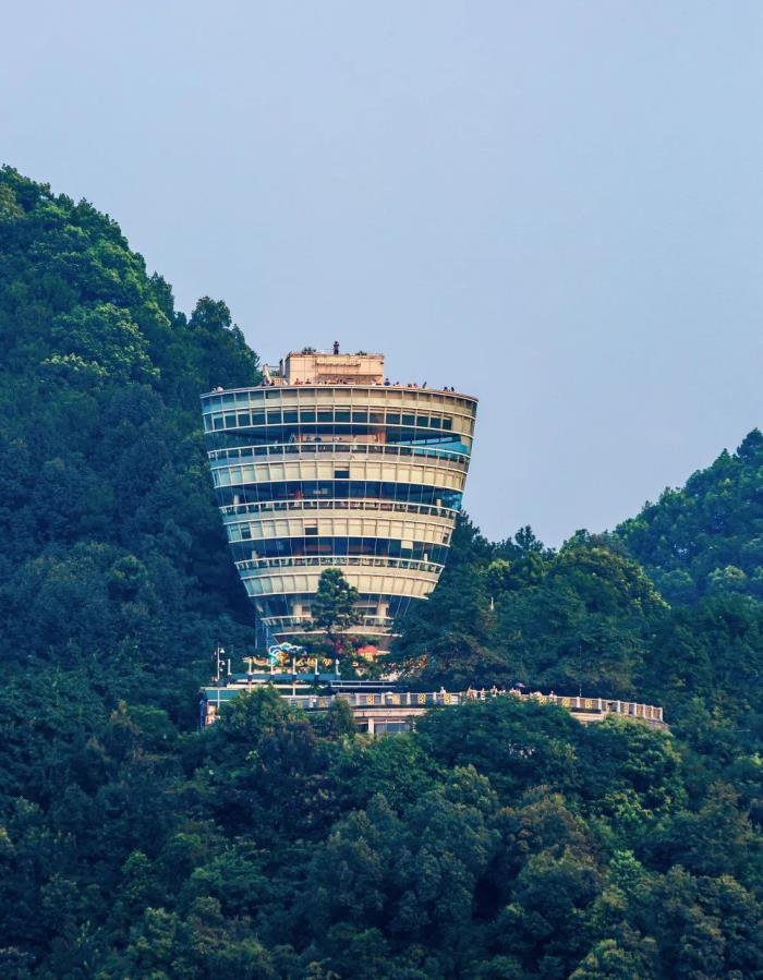 “開往春天的列車”美上央視! 比成都秀美 這座老城你去過嗎? “開往春天的列車”美上央視! 比成都秀美 這座老城你去過嗎?