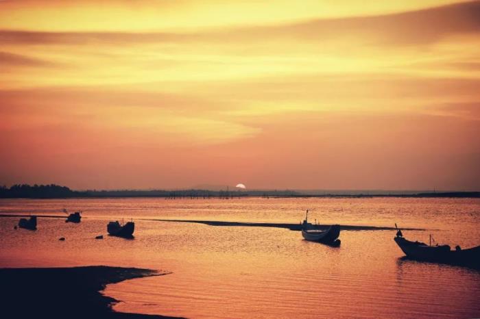 中國最能媲美三亞的城市 太湛藍了 中國最能媲美三亞的城市 太湛藍了