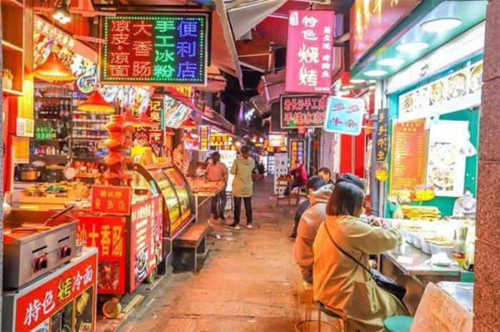 長沙哪個小吃街正宗便宜