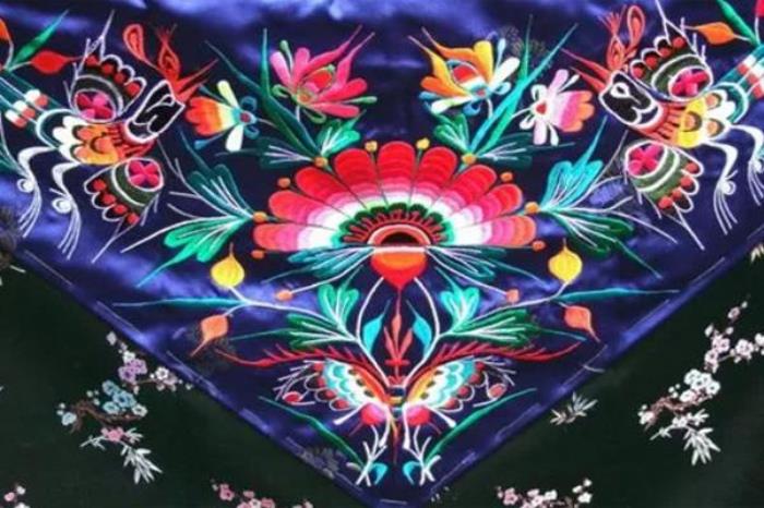 鳳凰古城特產有哪些 有什么是值得買的