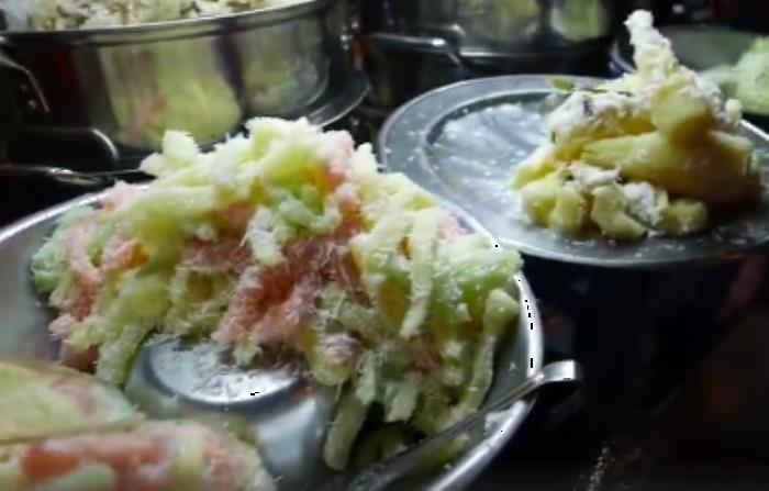 越南彩虹飯好吃嗎 越南彩虹飯?jiān)趺醋鼋坛? alt=