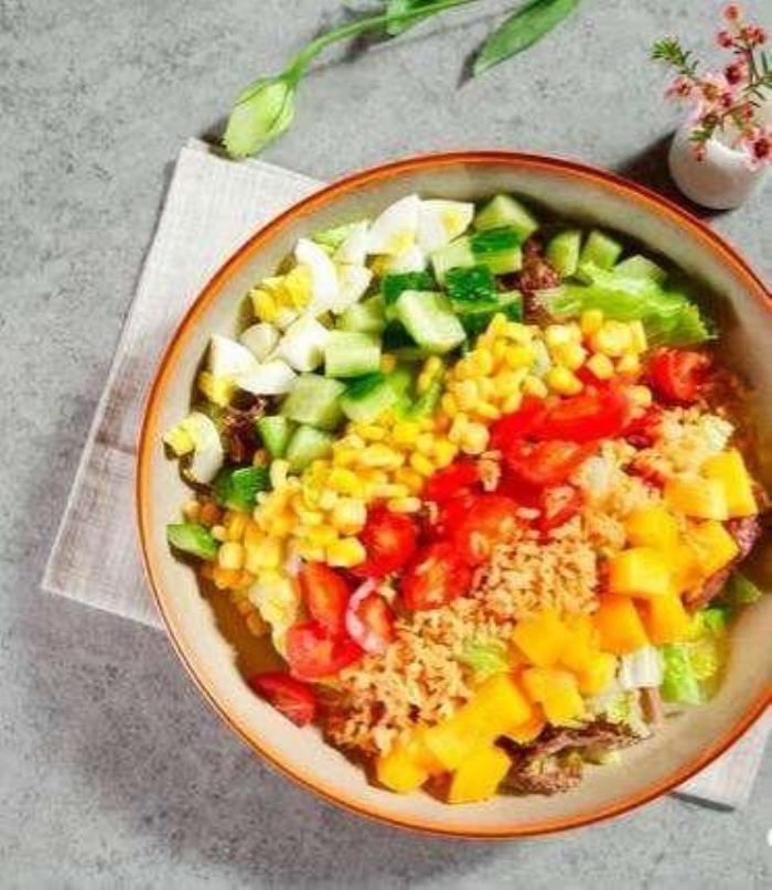 越南彩虹飯好吃嗎 越南彩虹飯?jiān)趺醋鼋坛? alt=