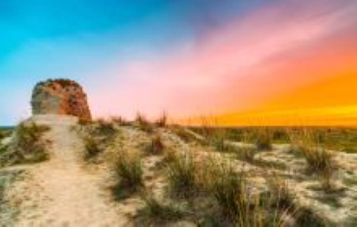 統(tǒng)萬(wàn)城遺址陜西景點(diǎn)