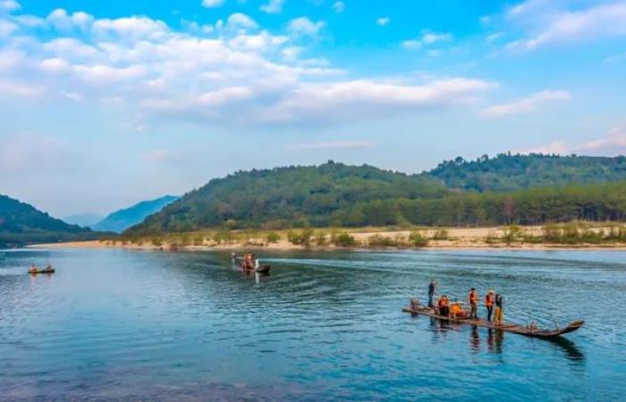 楠溪江甸園竹筏漂流