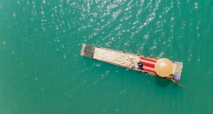 楠溪江甸園竹筏漂流