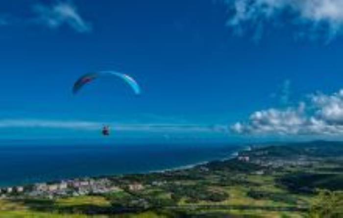 紅角嶺國際滑翔傘飛行營地海南景點