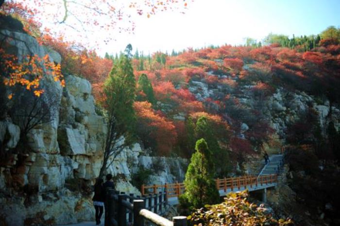 臨朐石門坊風景區(qū) 臨朐石門坊風景區(qū)