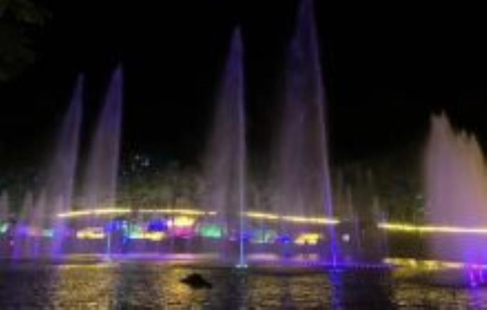 長白山森林峽谷漂流吉林景點