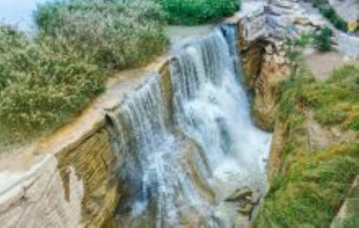 茹河瀑布寧夏景點