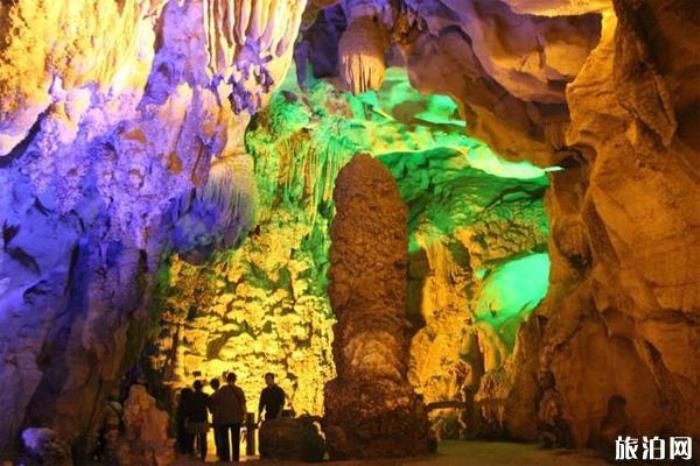 廣西桂林冠巖風(fēng)景區(qū) 廣西桂林冠巖風(fēng)景區(qū)