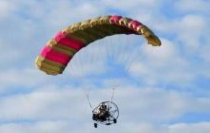 海棠灣紅樹林動力滑翔傘飛行營地海南景點