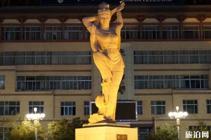 反彈琵琶雕像 反彈琵琶雕像