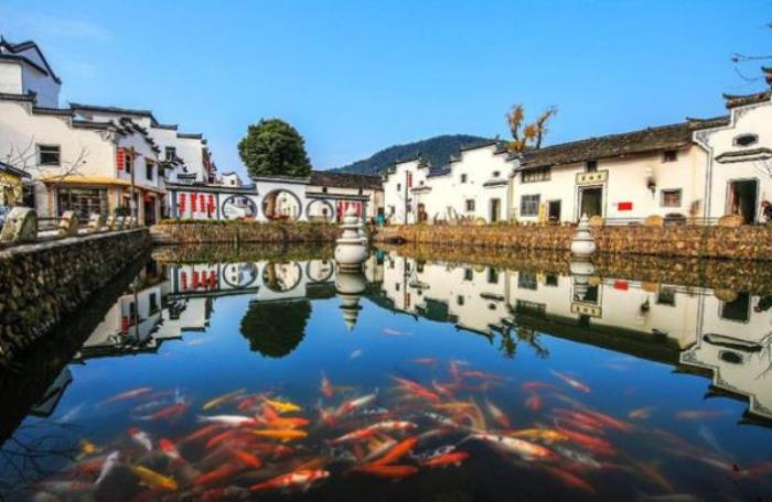 詩人小鎮(zhèn) 詩人小鎮(zhèn)